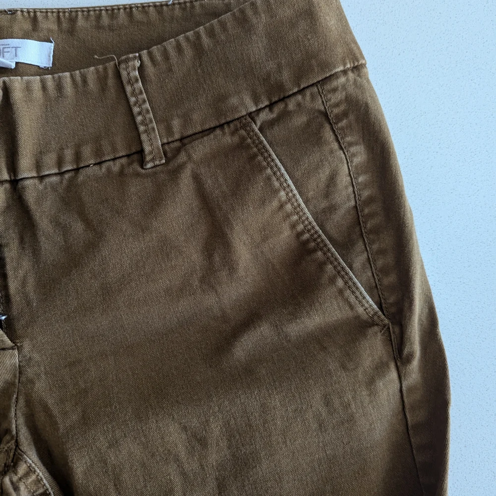 LOFT Women's Tan Chinos - Picture 8 of 9